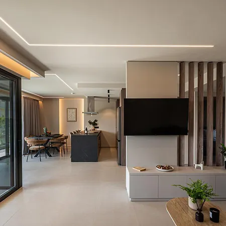 Moya Signature Experience