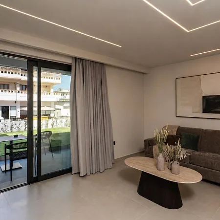 Moya Signature Experience