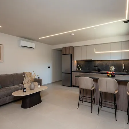 Moya Signature Experience